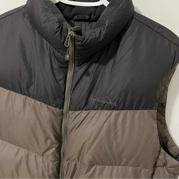 Eddie Bauer 700 Fill Goose Down Puffer Vest Taupe Brown / Black size Large Tall - Picture 2 of 12